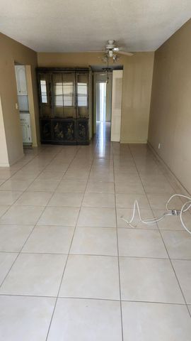 102 Andover 102, West Palm Beach, FL 33417