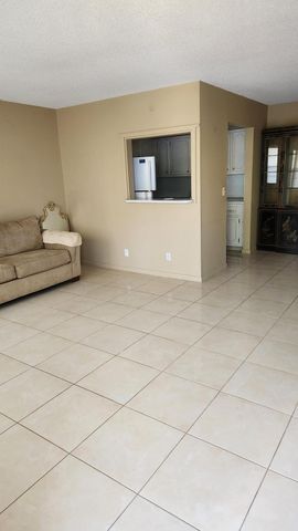 102 Andover 102, West Palm Beach, FL 33417