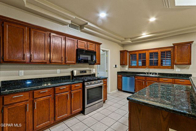 12644 TIERRA GEMA Court Court, El Paso, TX 79938