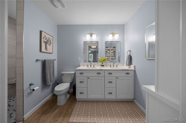 2676 W Gifford Lane, Citrus Springs, FL 34433