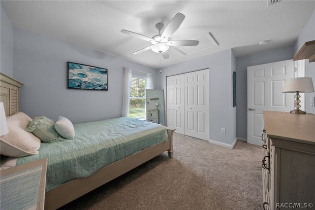 2676 W Gifford Lane, Citrus Springs, FL 34433