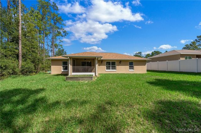 2676 W Gifford Lane, Citrus Springs, FL 34433