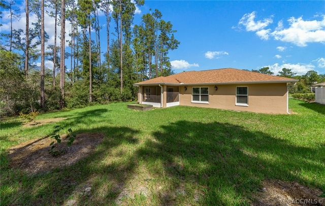 2676 W Gifford Lane, Citrus Springs, FL 34433