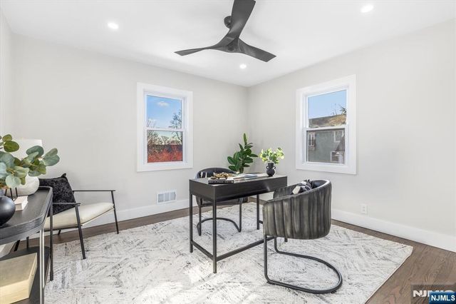 15 Princeton Place, Clifton, NJ 07014