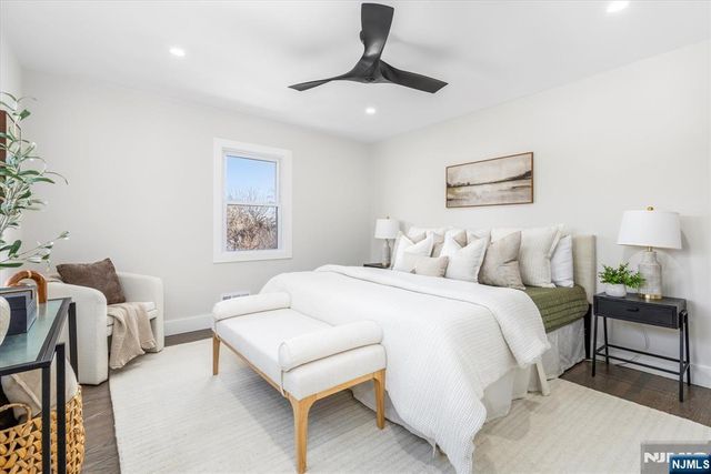 15 Princeton Place, Clifton, NJ 07014