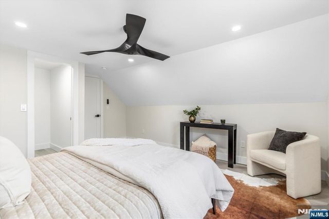 15 Princeton Place, Clifton, NJ 07014