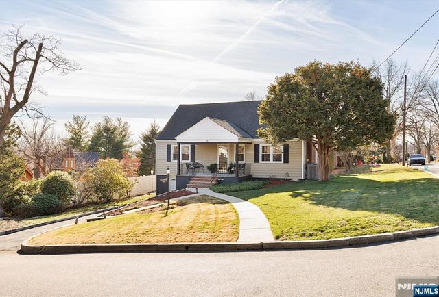 15 Princeton Place, Clifton, NJ 07014