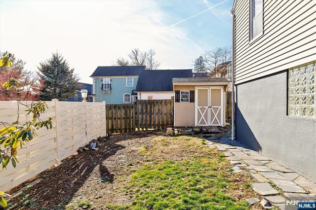 15 Princeton Place, Clifton, NJ 07014