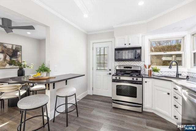 15 Princeton Place, Clifton, NJ 07014