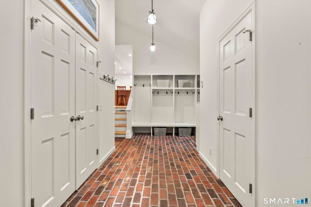 61 Ryders Lane, Wilton, CT 06897