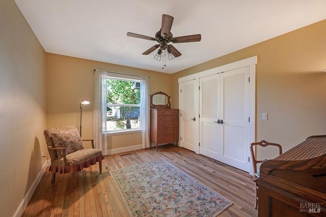 655 W Grant St, Healdsburg, CA 95448