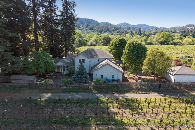 655 W Grant St, Healdsburg, CA 95448