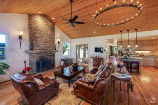 655 W Grant St, Healdsburg, CA 95448