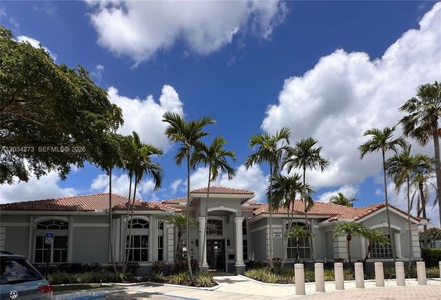 9620 NW 2nd St 7-106, Pembroke Pines, FL 33024