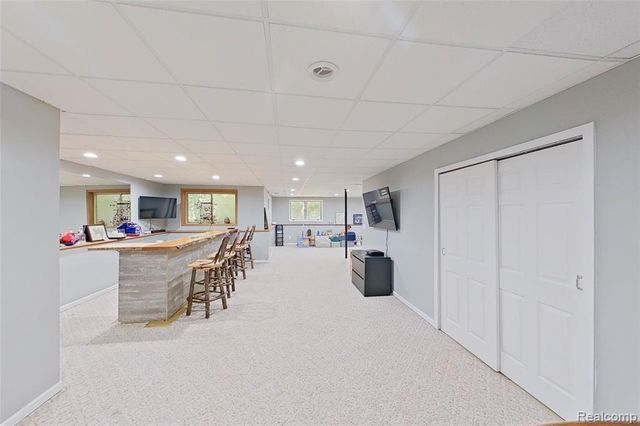 5307 Edgelake Drive, Pinckney, MI 48169