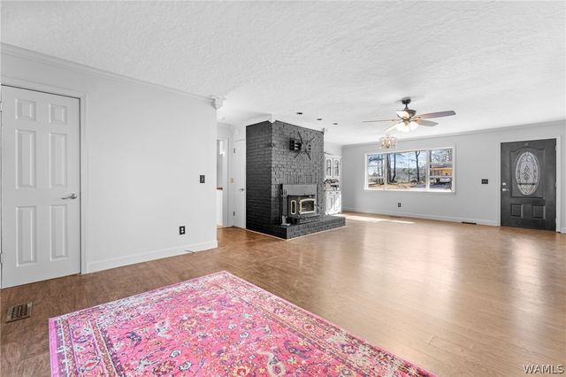 5114 Pinedale, Northport, AL 35473