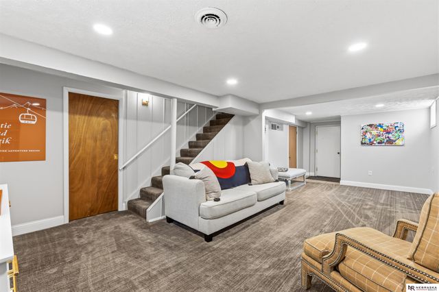 11118 Jackson Street, Omaha, NE 68154