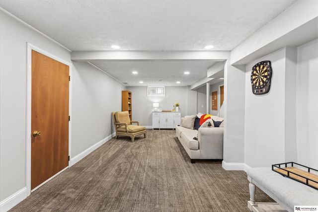11118 Jackson Street, Omaha, NE 68154