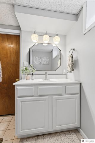 11118 Jackson Street, Omaha, NE 68154