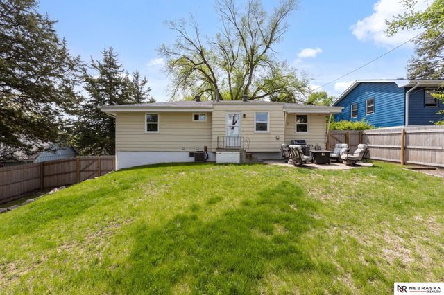 11118 Jackson Street, Omaha, NE 68154