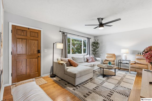 11118 Jackson Street, Omaha, NE 68154