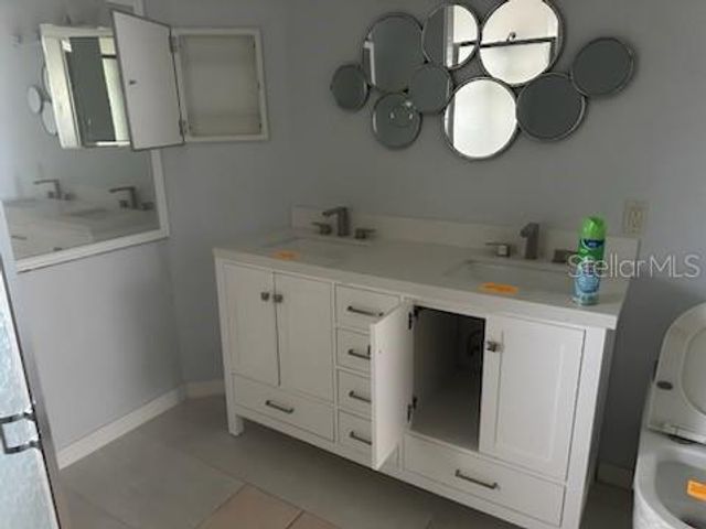 2416 WATERFORD COURT, Palmetto, FL 34221