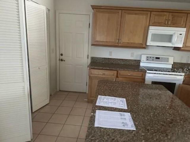 2416 WATERFORD COURT, Palmetto, FL 34221