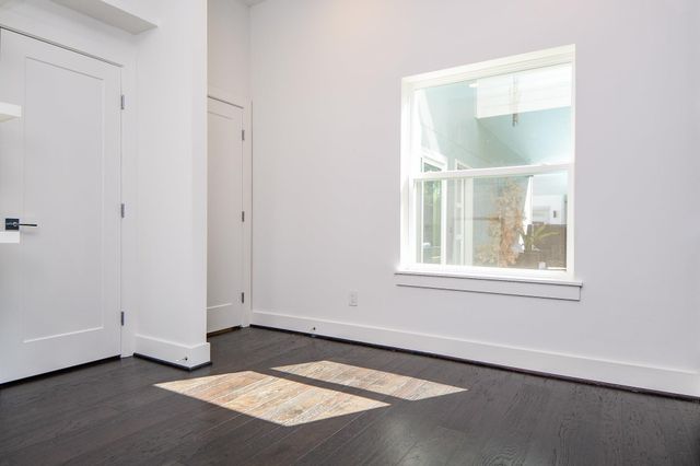 1903 Jack Oak Avenue, Houston, TX 77055
