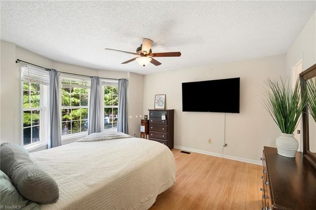 160 Crossfield Court, Lexington, NC 27295