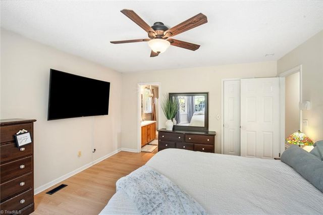 160 Crossfield Court, Lexington, NC 27295