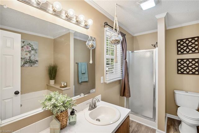 160 Crossfield Court, Lexington, NC 27295