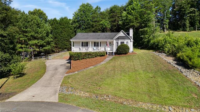 160 Crossfield Court, Lexington, NC 27295