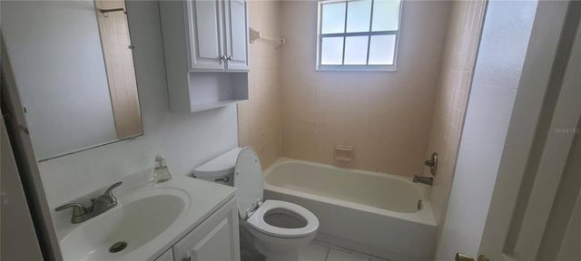 580 FAIRWAYS LANE G203, Ocala, FL 34472
