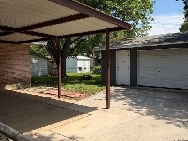 3926 Gayle Ave, San Antonio, TX 78223