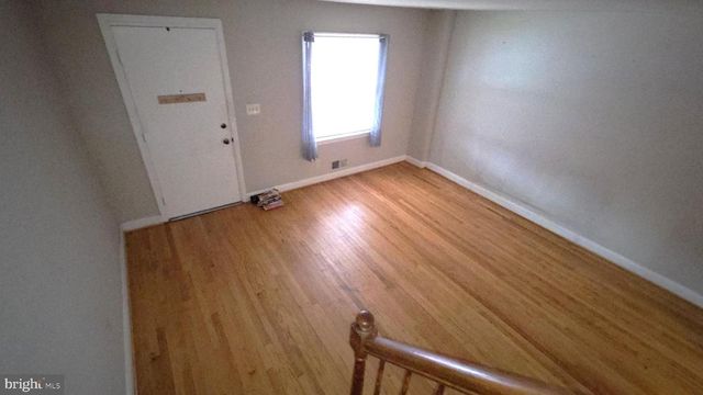 318 GROVETHORN RD, Middle River, MD 21220