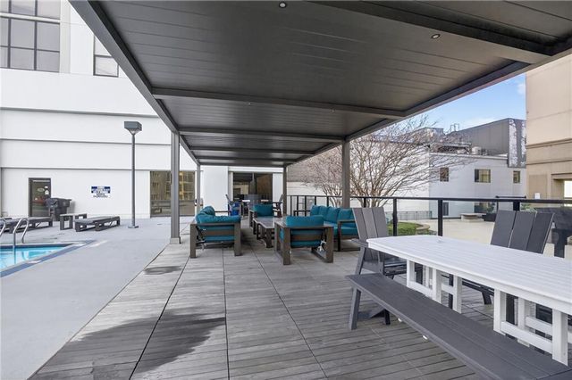 1280 W Peachtree NW Street 1806, Atlanta, GA 30309