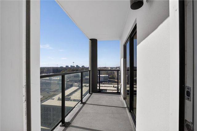 1280 W Peachtree NW Street 1806, Atlanta, GA 30309