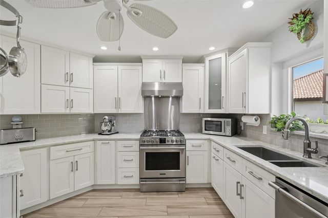 291 LAUREL HOLLOW DRIVE 66, Nokomis, FL 34275