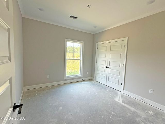 215 Wethersfield Drive, Florence, MS 39073