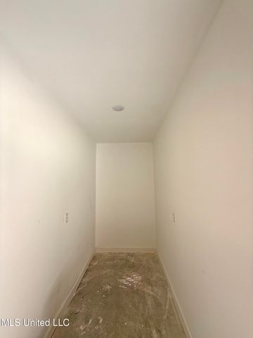 215 Wethersfield Drive, Florence, MS 39073