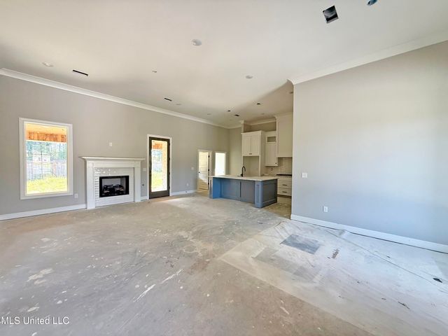 215 Wethersfield Drive, Florence, MS 39073