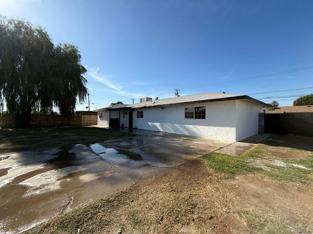 1714 S Dora Ave, Yuma, AZ 85364