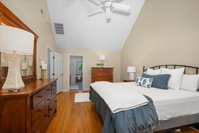 2 Fawcett Orchard Rd, Northborough, MA 01532