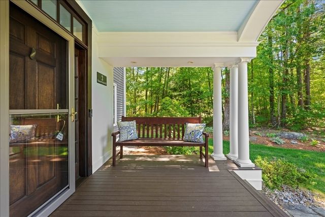 2 Fawcett Orchard Rd, Northborough, MA 01532