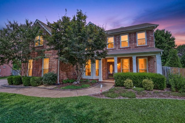 1112 Wyntergrace Farm Ct, Old Hickory, TN 37138