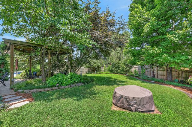 1112 Wyntergrace Farm Ct, Old Hickory, TN 37138