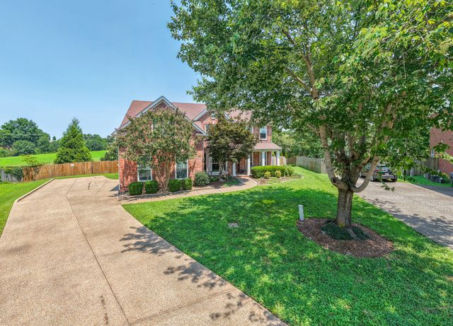 1112 Wyntergrace Farm Ct, Old Hickory, TN 37138
