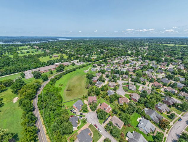 1112 Wyntergrace Farm Ct, Old Hickory, TN 37138