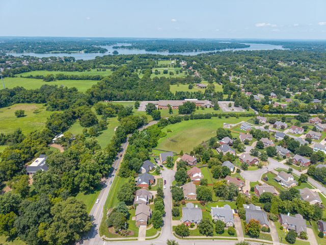 1112 Wyntergrace Farm Ct, Old Hickory, TN 37138