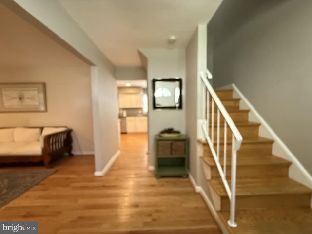 220 SUMMIT HALL RD, Gaithersburg, MD 20877